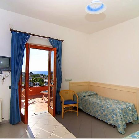 Hotel Terme Castaldi Forio  Bagian luar foto