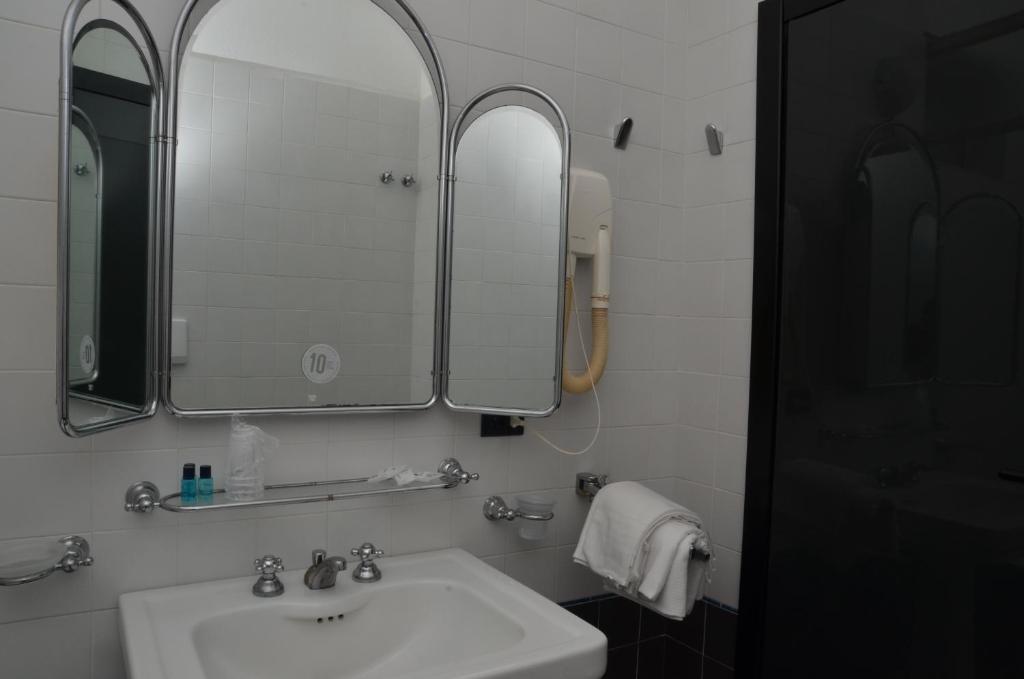 Hotel Terme Castaldi Forio  Ruang foto
